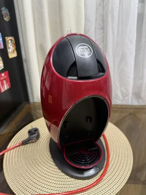 Кофемеашина Dolce Gusto Delonghi 1