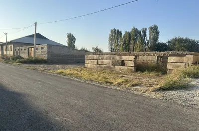 Гулистон.ш ( эски Охунбобоев молочный тарафда) Участка сотилади 1