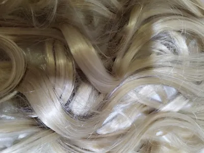 Zakolkali soch qo‘shimchalari (blond, jingalaklar) 1