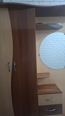 Шкаф прихожка хорошим состоянием 1