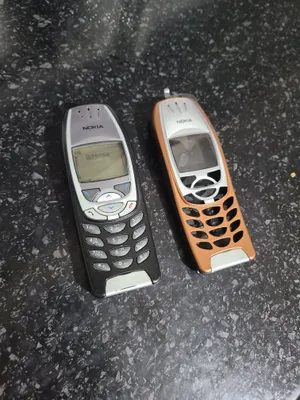 Nokia 6310i «банан» 1