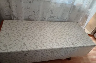 Продаётся стол журнальный