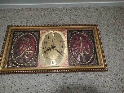 Настенные часы продаются, 85 см на 45 см