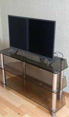 Телевизор Samsung 32 дюйма с подставкой 1