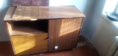 Tumba-komod sotaman
