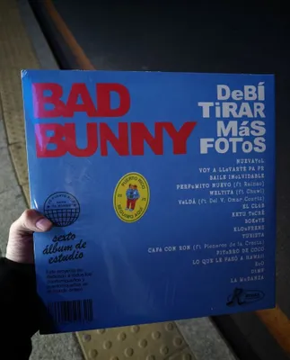 Bad Bunny vinil plastinkasi 1