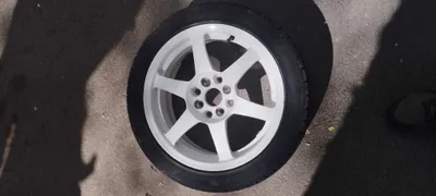 Слик R16 продаются 1