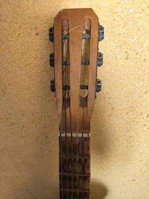 sovet davriga oid klassik gitara sotiladi 1