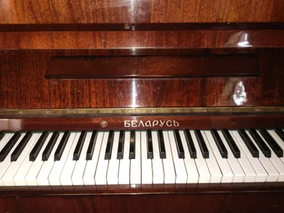 Sovet davriga oid «Belarus» pianinosi 1