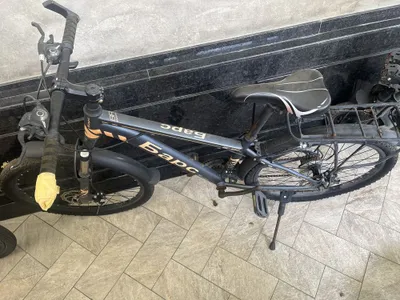 Bars velosipedi, bosib o‘tilgan masofa va tezlik ba’zan ko‘rsatiladi
