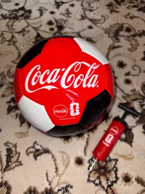 Футбольный мяч Coca-Cola. Новый. Вместе с насосом. 1