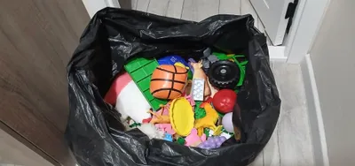 Yaxshi holatdagi o‘yinchoqlar sotiladi