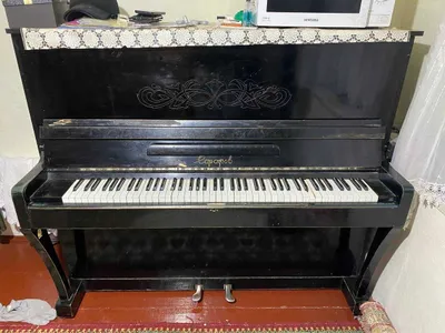 Ishlaydigan Saratov pianinosi 1