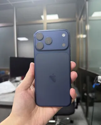 iPhone 17 Pro max 1