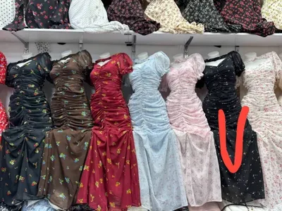 qora ko'ylak vecherniy holati yengi