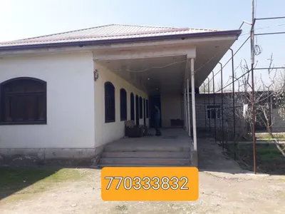 Uy sotiladi, 55 000 $ , 6 sotix, svet,suv,kanalizatsya,hammasi bor. 1
