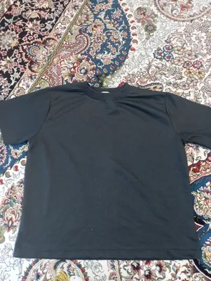 Чёрная футболка от Zara 1