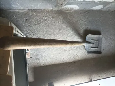 Qurilish uchun lom, sovok belkurak va shvabra 1