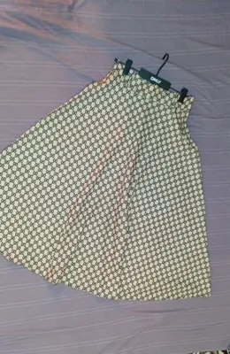 Ayollar yubkasi Gucci
