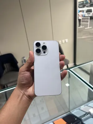 iPhone 15 Pro Max, белый, 256 ГБ, 80% 1