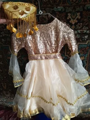 Платье с пайетками, на возраст от 4-7 лет 1