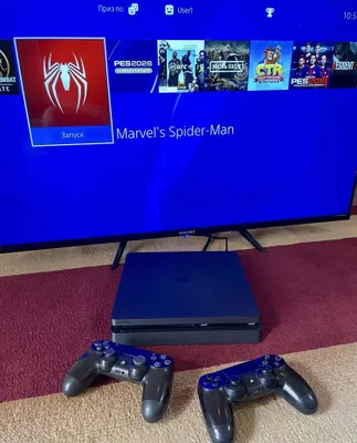 PlayStation4 Slim 1