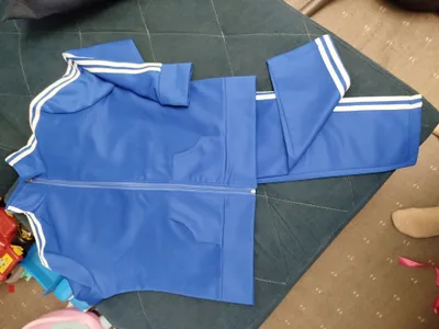 женский спортивный костюм