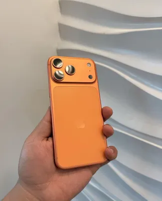Iphone 17pro max Orange 1