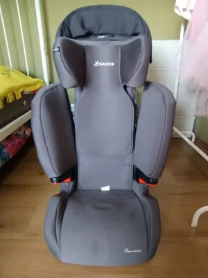 Avtokreslo sotiladi 1
