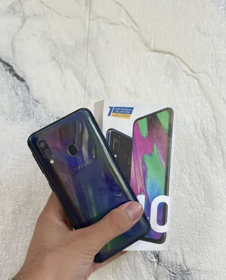 Samsung Galaxy A40 1