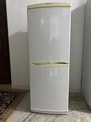 Продаётся б/у холодильник LG 1