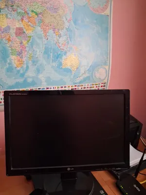 Kompyuter Ekrani 1