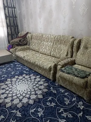Продаются диван и кресло