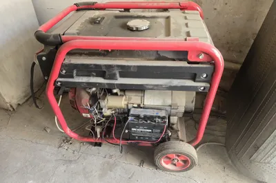 Двигатель-генератор, 3 фазы, 6,5 кВт 1