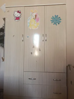 Шкаф