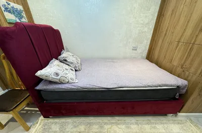 Кровать с внутренним механизмом 1