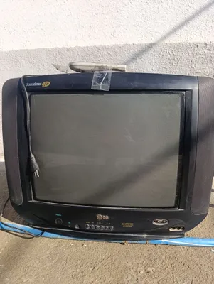 Televizor LG sotiladi radio padarka 1