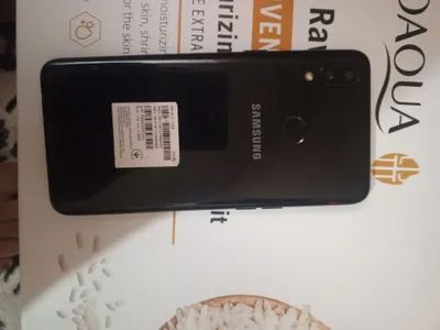 Samsung A10, состояние хорошее, ничего не делали 1