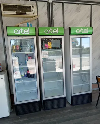 Продаётся витринный холодильник Artel для магазина и ресторана 1