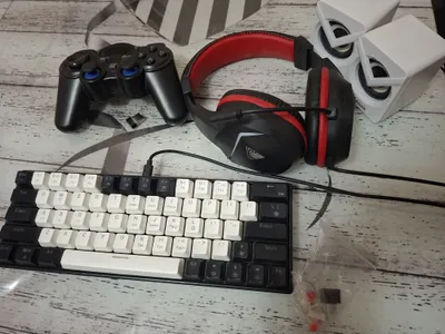 Игровой комплект — клавиатура + наушники + геймпад + колонки 1