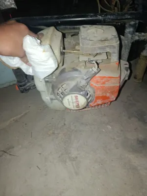 Binzo dvigateli, nasadkasiz, ishlaydi 1