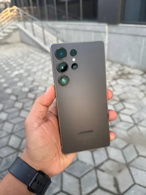 Samsung S25 Ultra 1