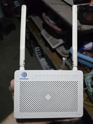 Wi‑Fi-роутер (GPON, оптоволоконный, HG8245H5) 1