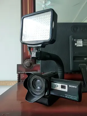 SONY HDR-PJ580 — Projektorli Videokamera! 1