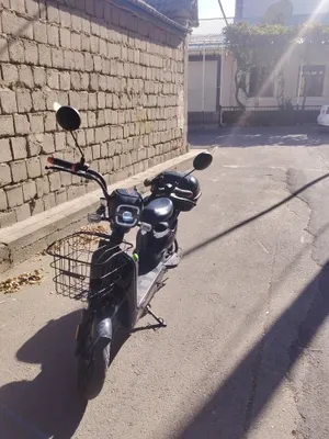 скутер Lago motors 1