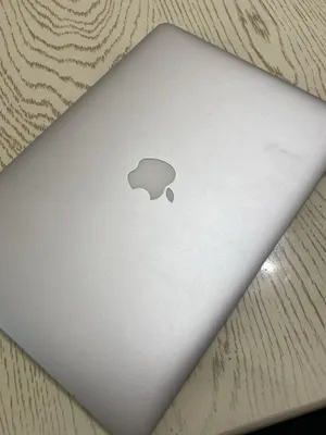 MacBook Air. 1