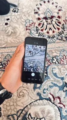 iPhone 11, состояние хорошее 1