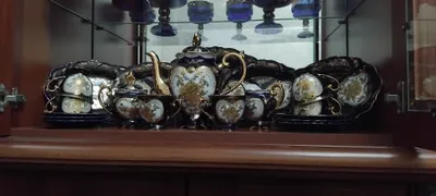 2 фарфоровых комплекта. Цена: 800 000 1