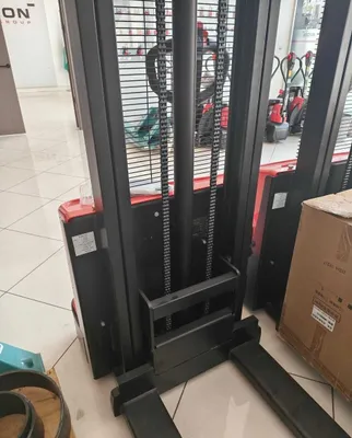 Elektr Shtabelyor Электр штабелёр Электрический штабелёр 1,5t sotiladi 1