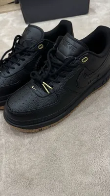 Nike Air Force ( черного цвета ). 1